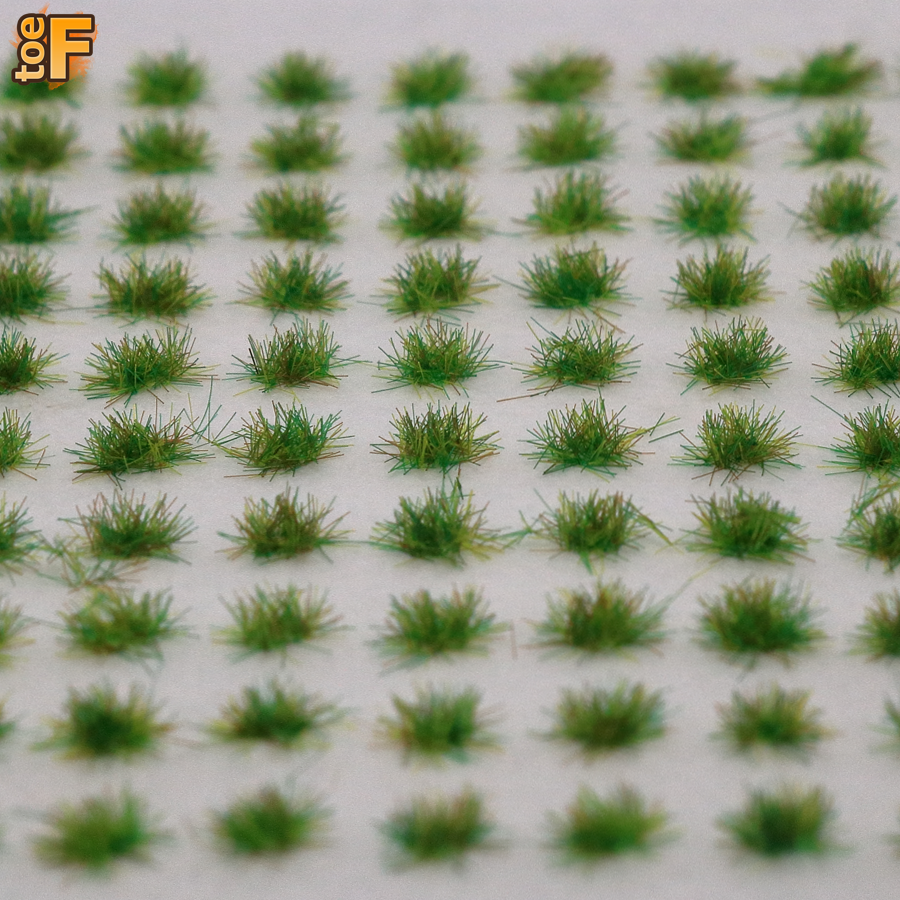 Woodland Grass Tufts