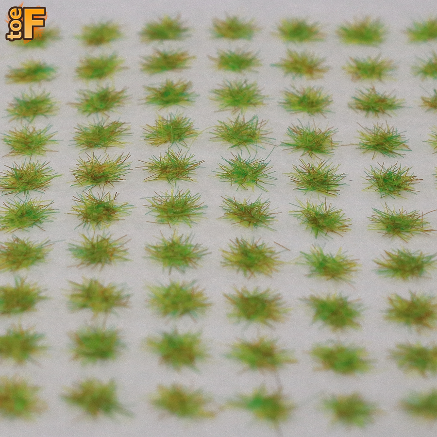 Lush Grass Tufts